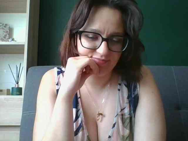 sensualParis webcam
