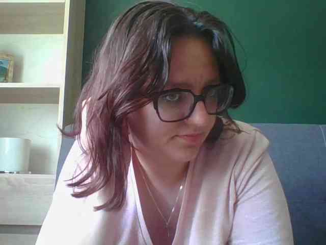 sensualParis webcam