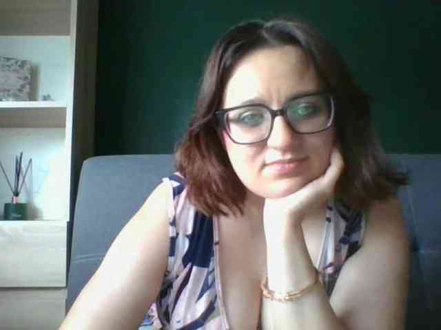 sensualParis webcam