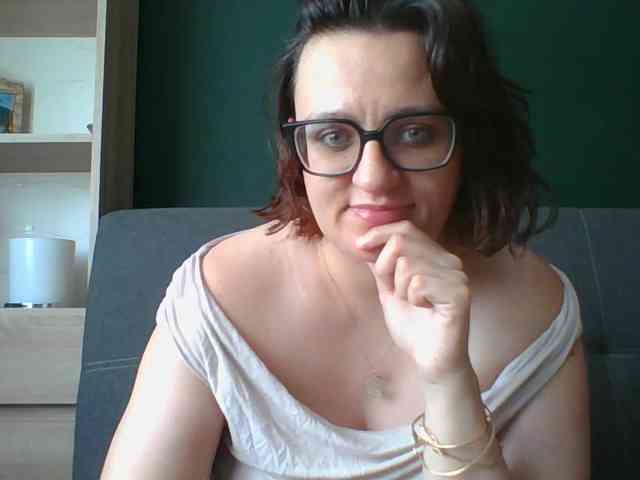 sensualParis webcam