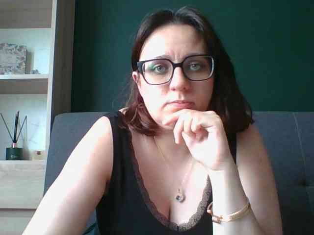 Model: sensualParis