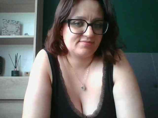 sensualParis webcam