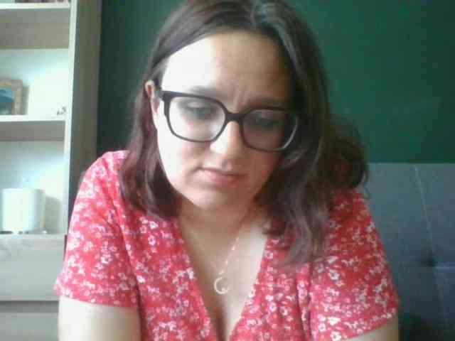 sensualParis webcam