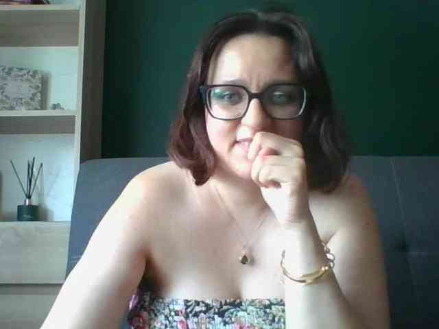 Model: sensualParis