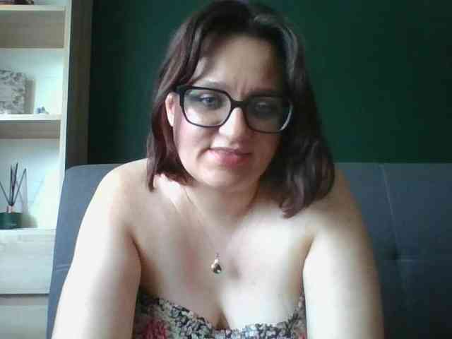 sensualParis webcam