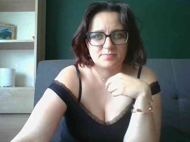 sensualParis webcam
