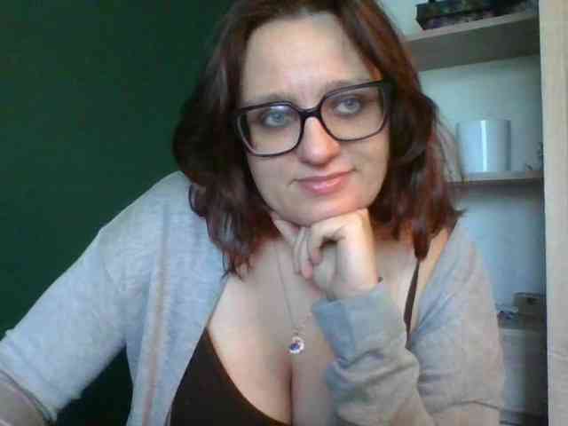 sensualParis webcam