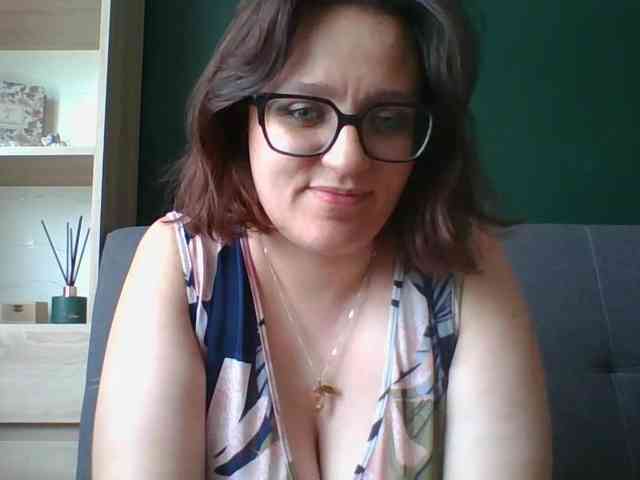 sensualParis webcam