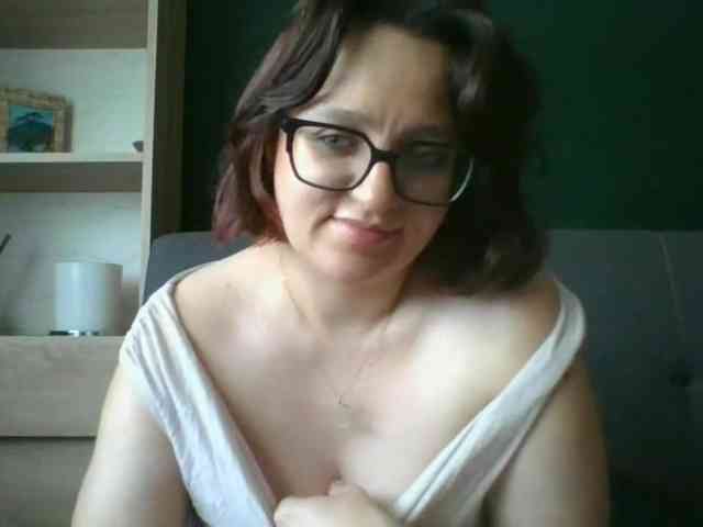 sensualParis webcam