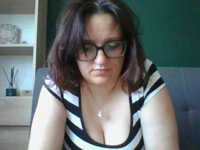 Model: sensualParis