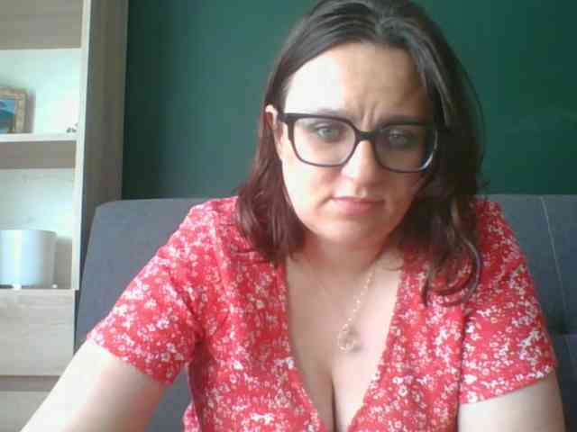 sensualParis webcam