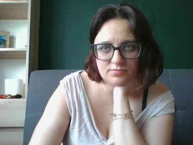 sensualParis webcam