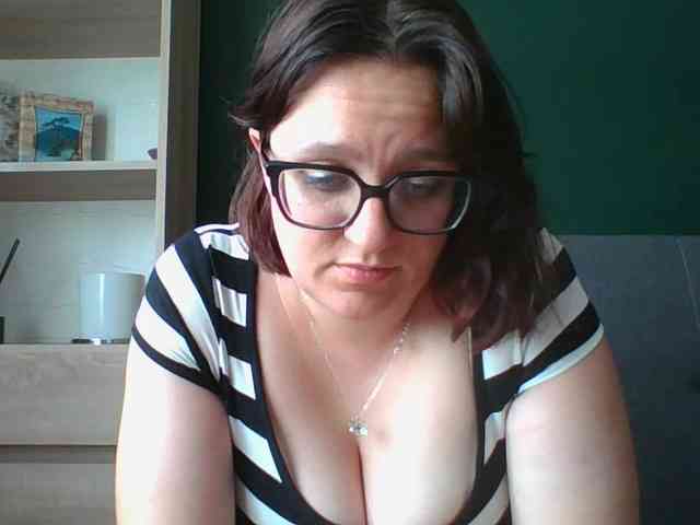 sensualParis webcam