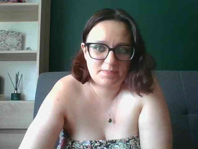 sensualParis Live Webcam on BongaCams