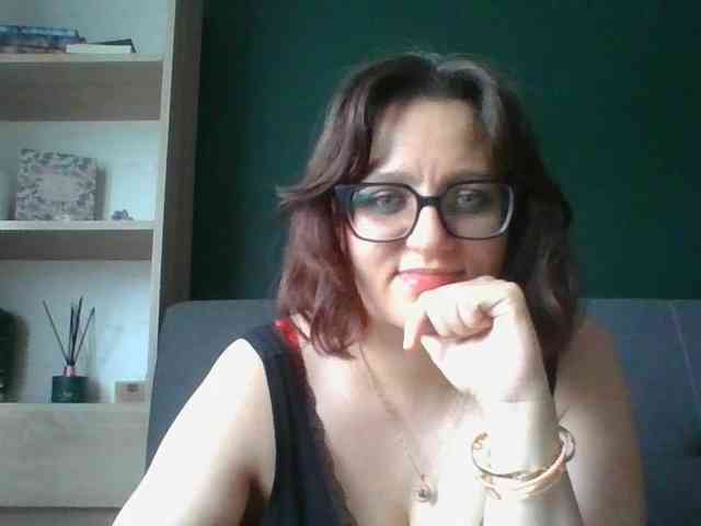 Model: sensualParis