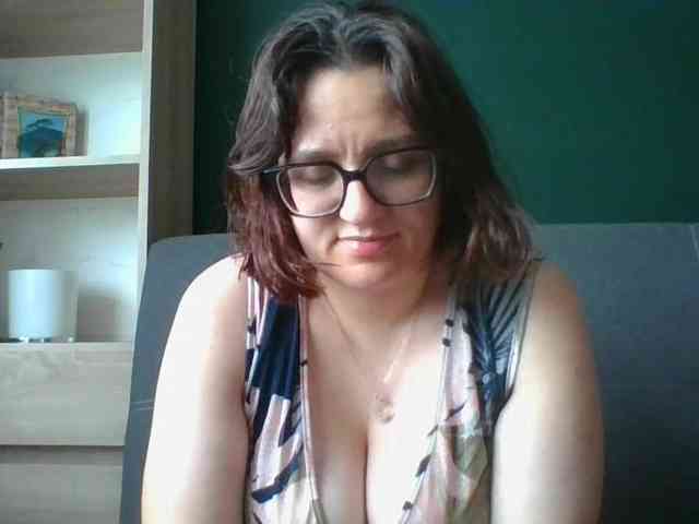 Model: sensualParis