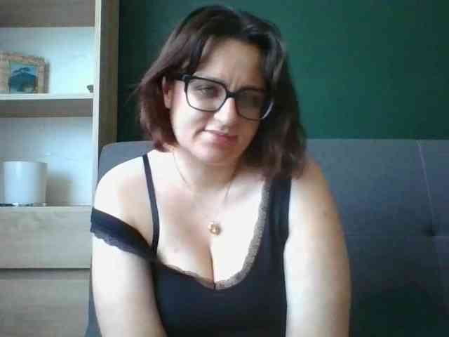 sensualParis webcam