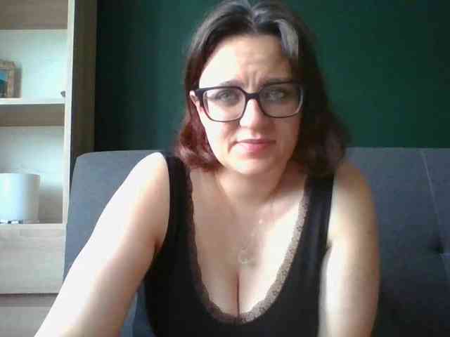 Model: sensualParis