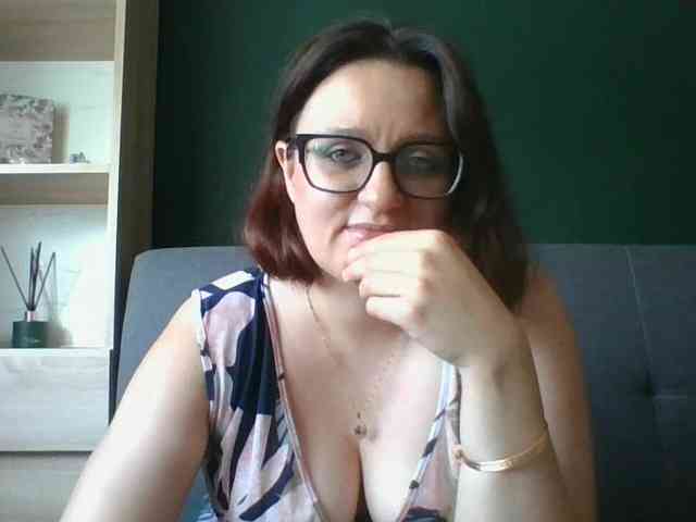 Model: sensualParis