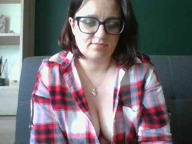 Model: sensualParis