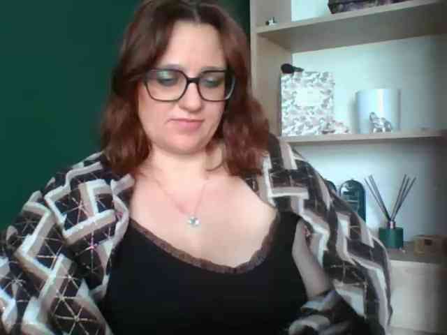 sensualParis webcam