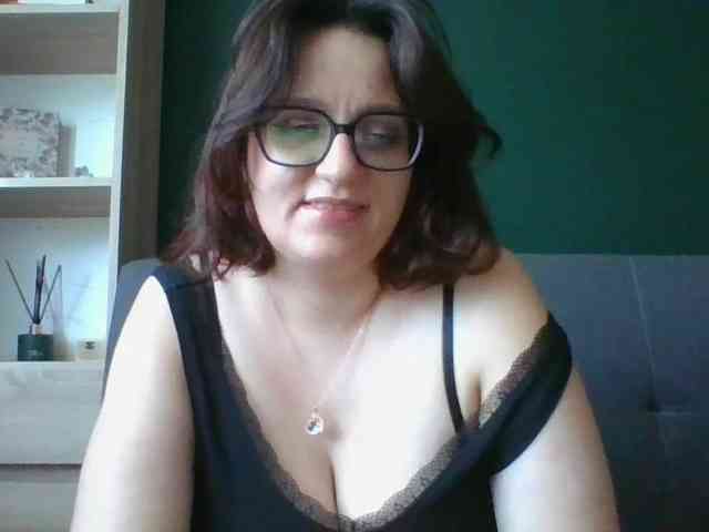 sensualParis webcam