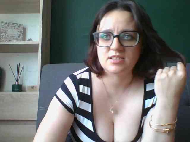 sensualParis webcam