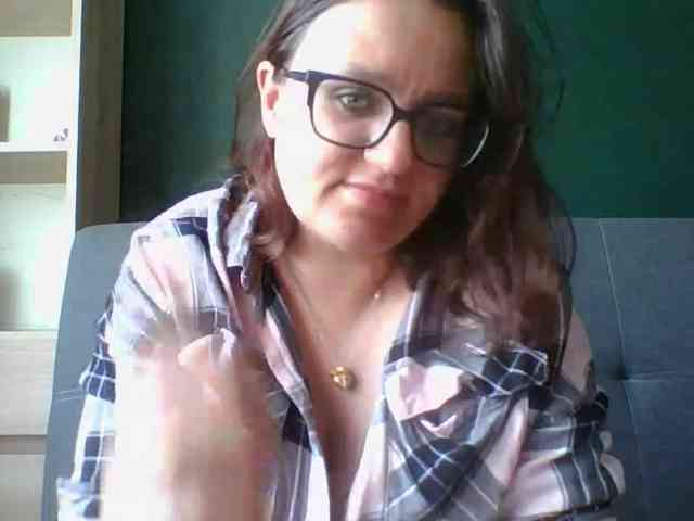 sensualParis webcam