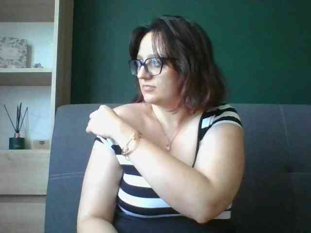 sensualParis webcam