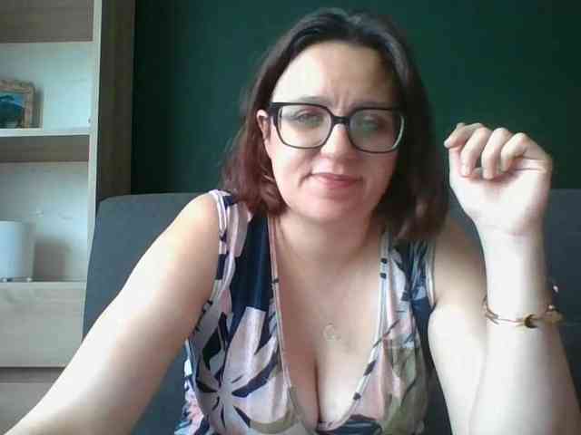 sensualParis webcam