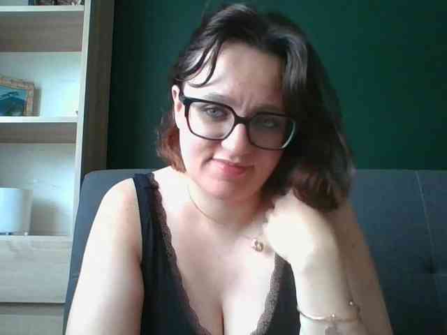 Model: sensualParis