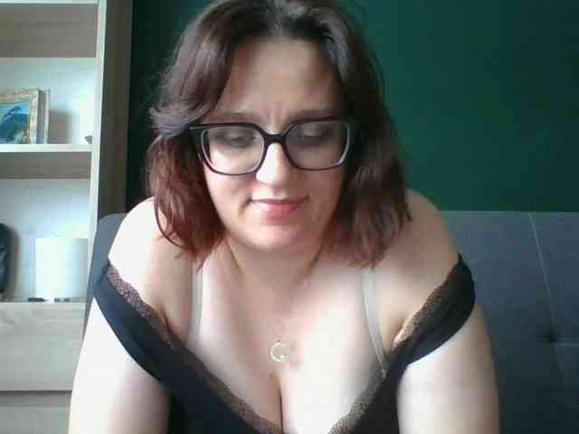 sensualParis webcam