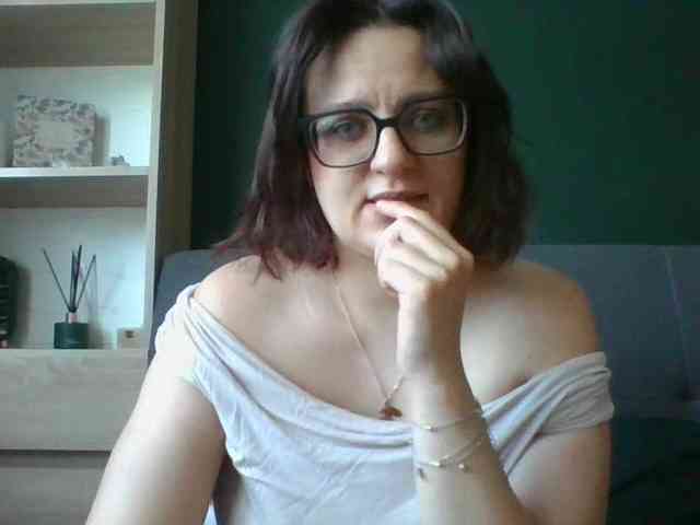 Model: sensualParis