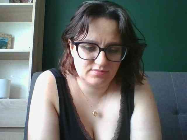 Model: sensualParis