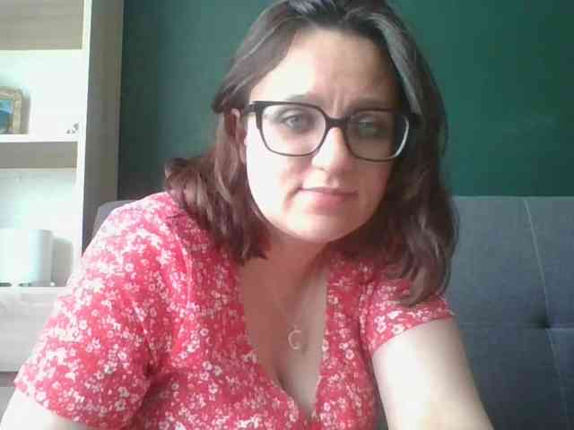 sensualParis webcam
