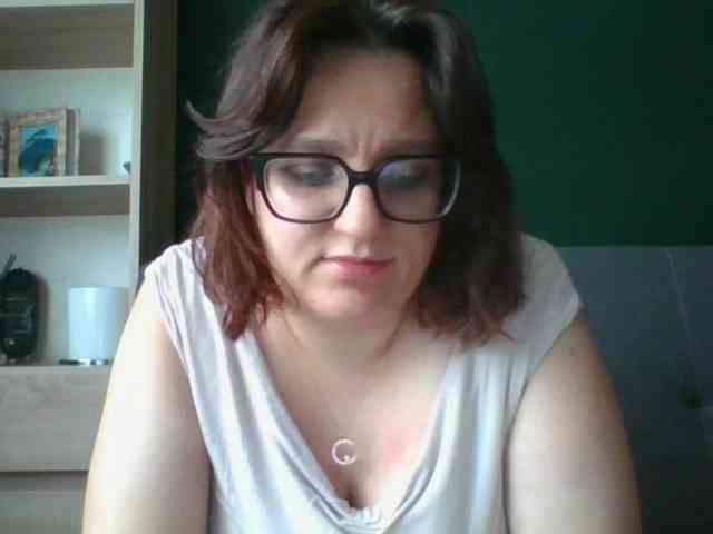 sensualParis webcam