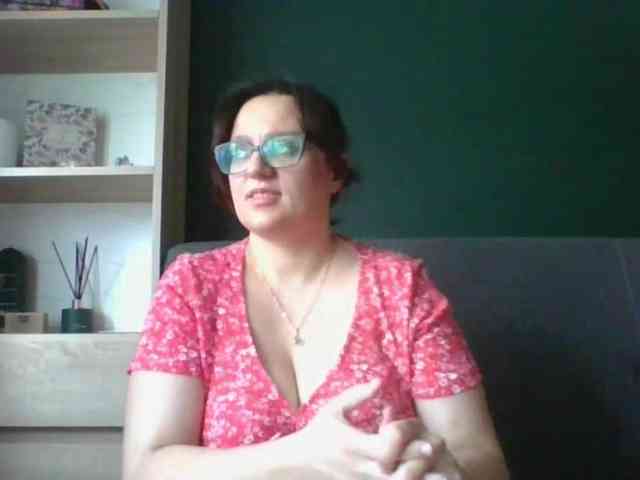 sensualParis webcam
