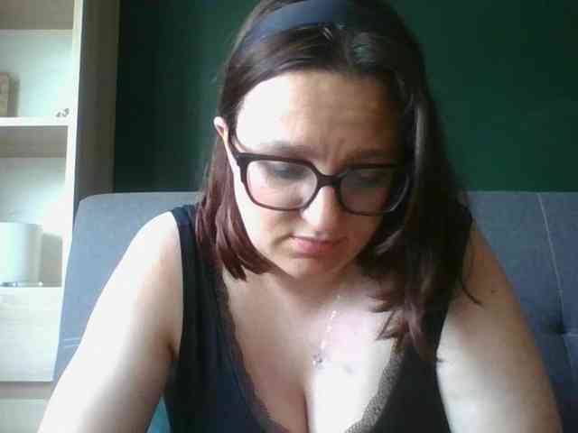 sensualParis webcam