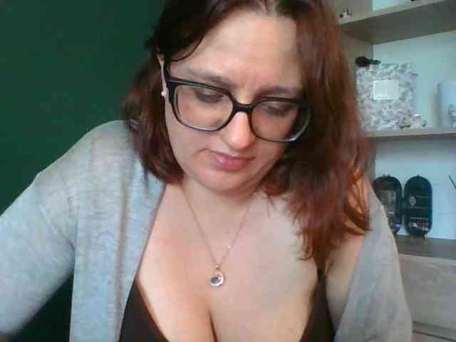 sensualParis webcam