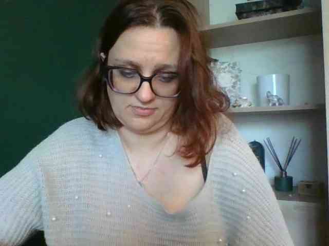 sensualParis webcam