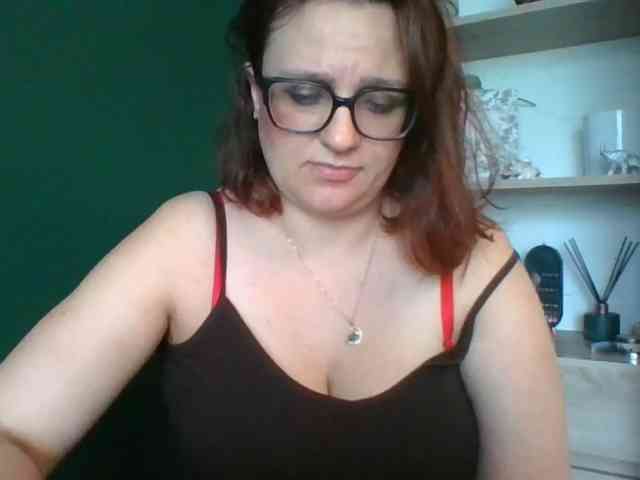sensualParis webcam