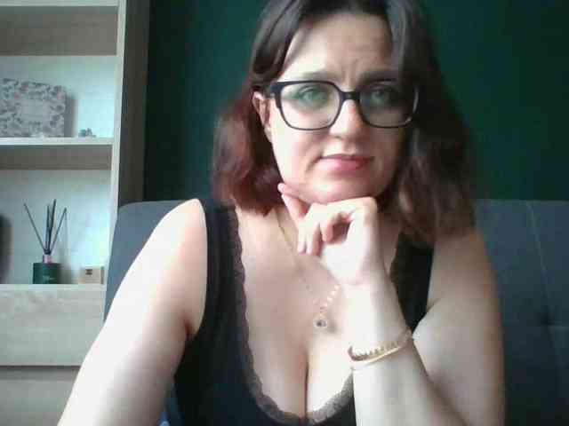 sensualParis webcam