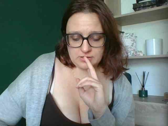 sensualParis webcam