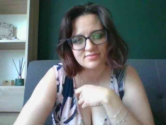 sensualParis webcam