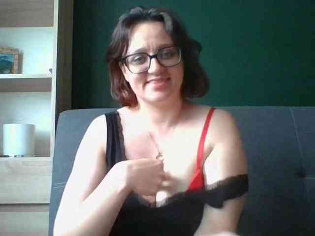Model: sensualParis