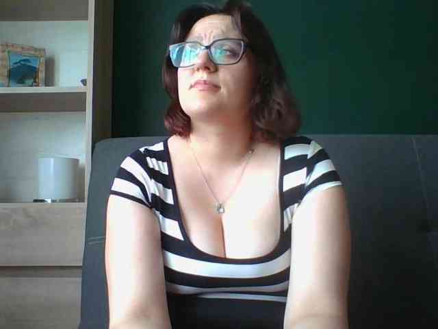 sensualParis webcam