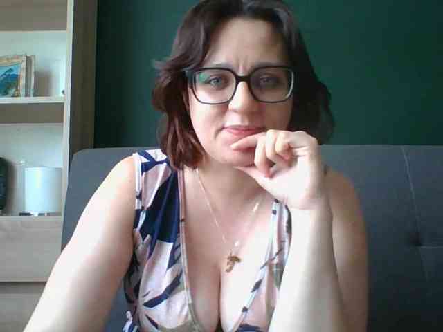 sensualParis webcam