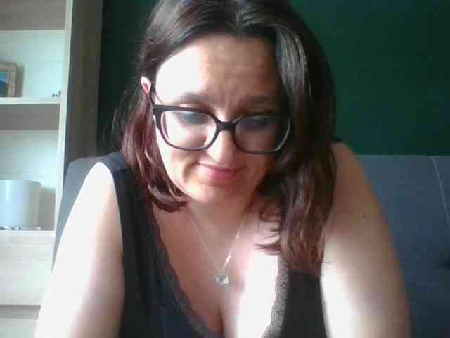 sensualParis webcam