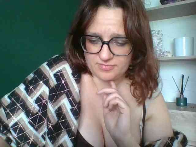 sensualParis webcam