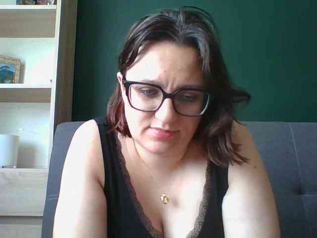 sensualParis webcam